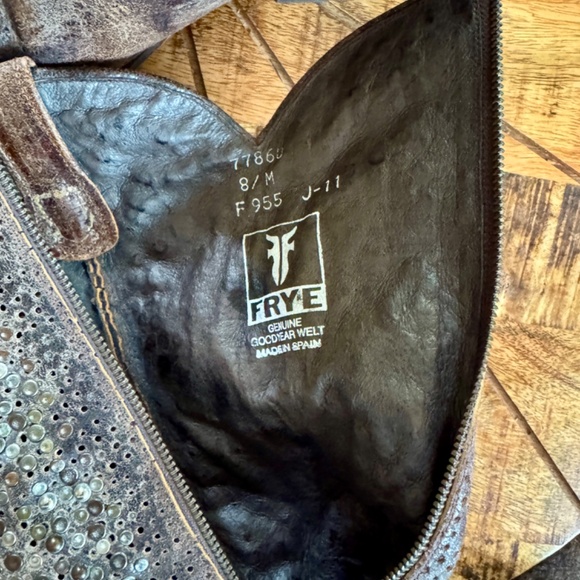 Frye Deborah Brown Leather Studded boots Size US 8 - Picture 5 of 6